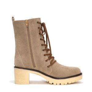 Danny Lace Up Heeled Boot - Latte